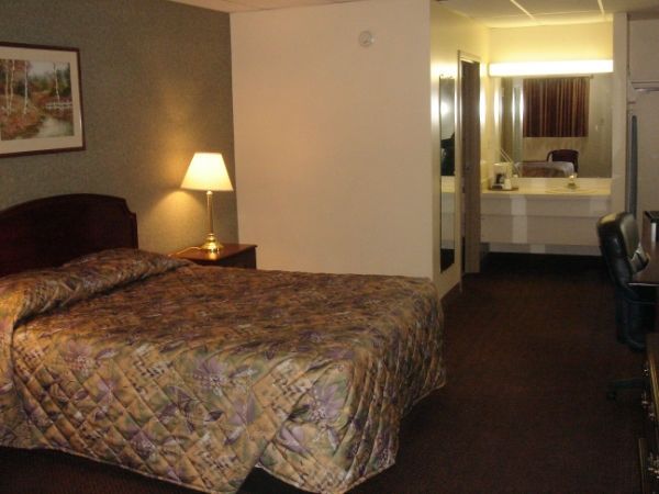 קולומבוס German Village Inn Motel חדר תמונה
